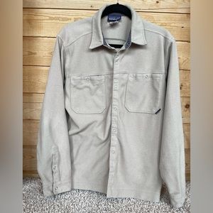 Patagonia / synchilla snap button down / men’s small